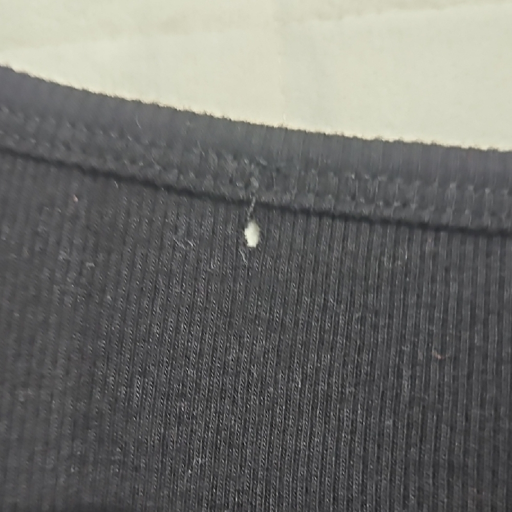 Black Sequin Sleeveless Top - Picture 3 of 3